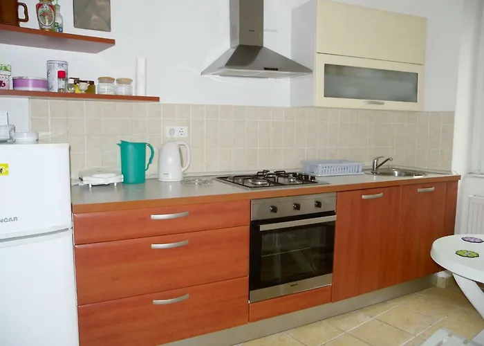 Apartment In 36068